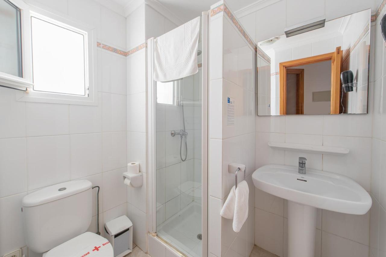 Apartamentos Es Cane Es Cana Eksteriør billede