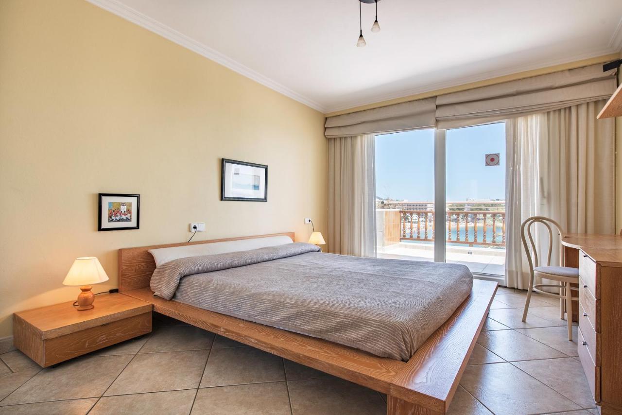 Apartamentos Es Cane Es Cana Eksteriør billede