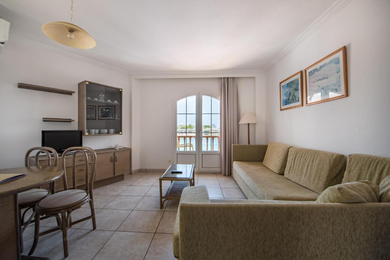 Apartamentos Es Cane Es Cana Eksteriør billede